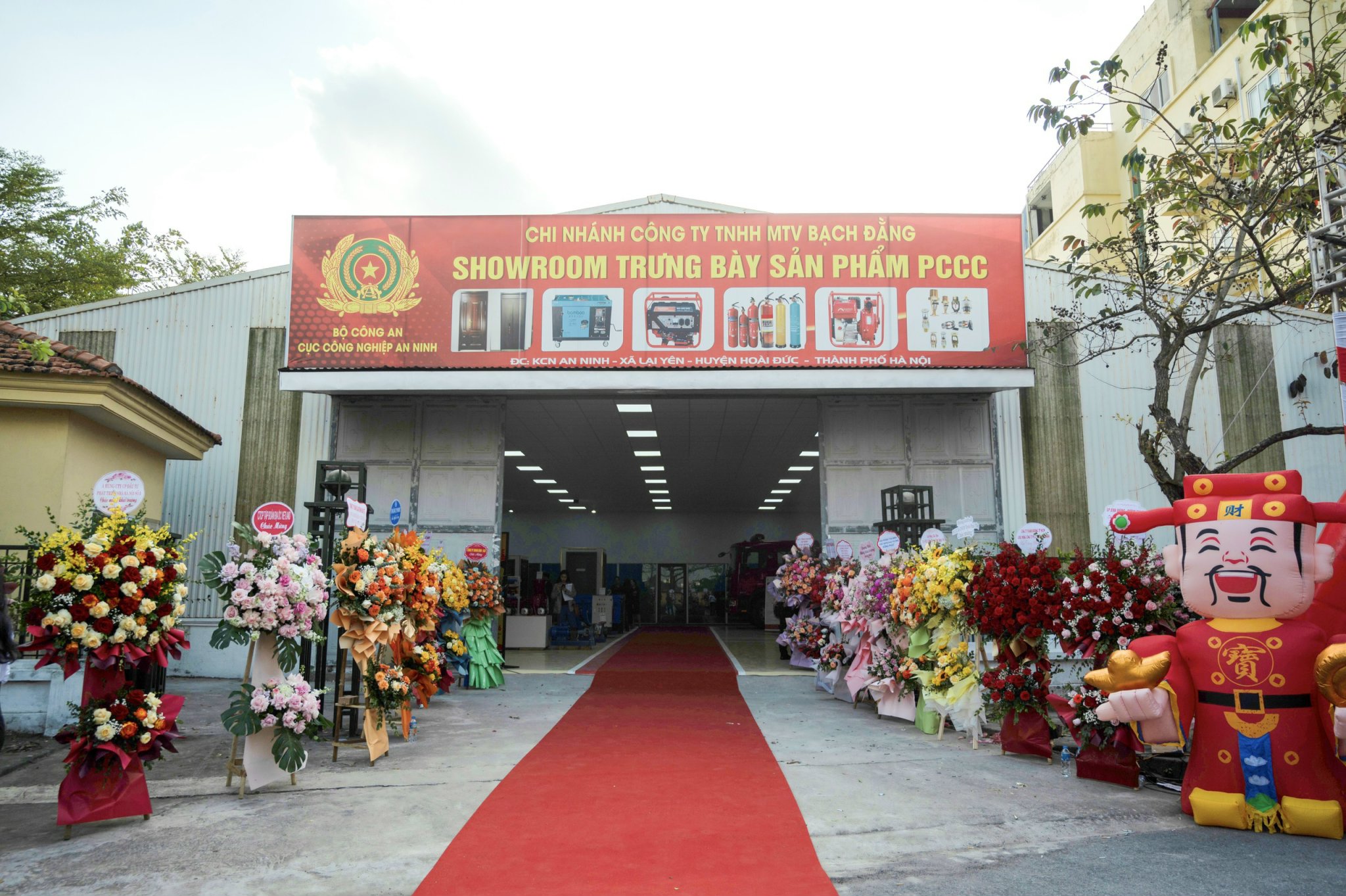 Lễ khai trương showroom trưng bày sản phẩm phòng cháy chữa cháy Công ty trách nhiệm hữu hạn một thành viên Bạch Đằng