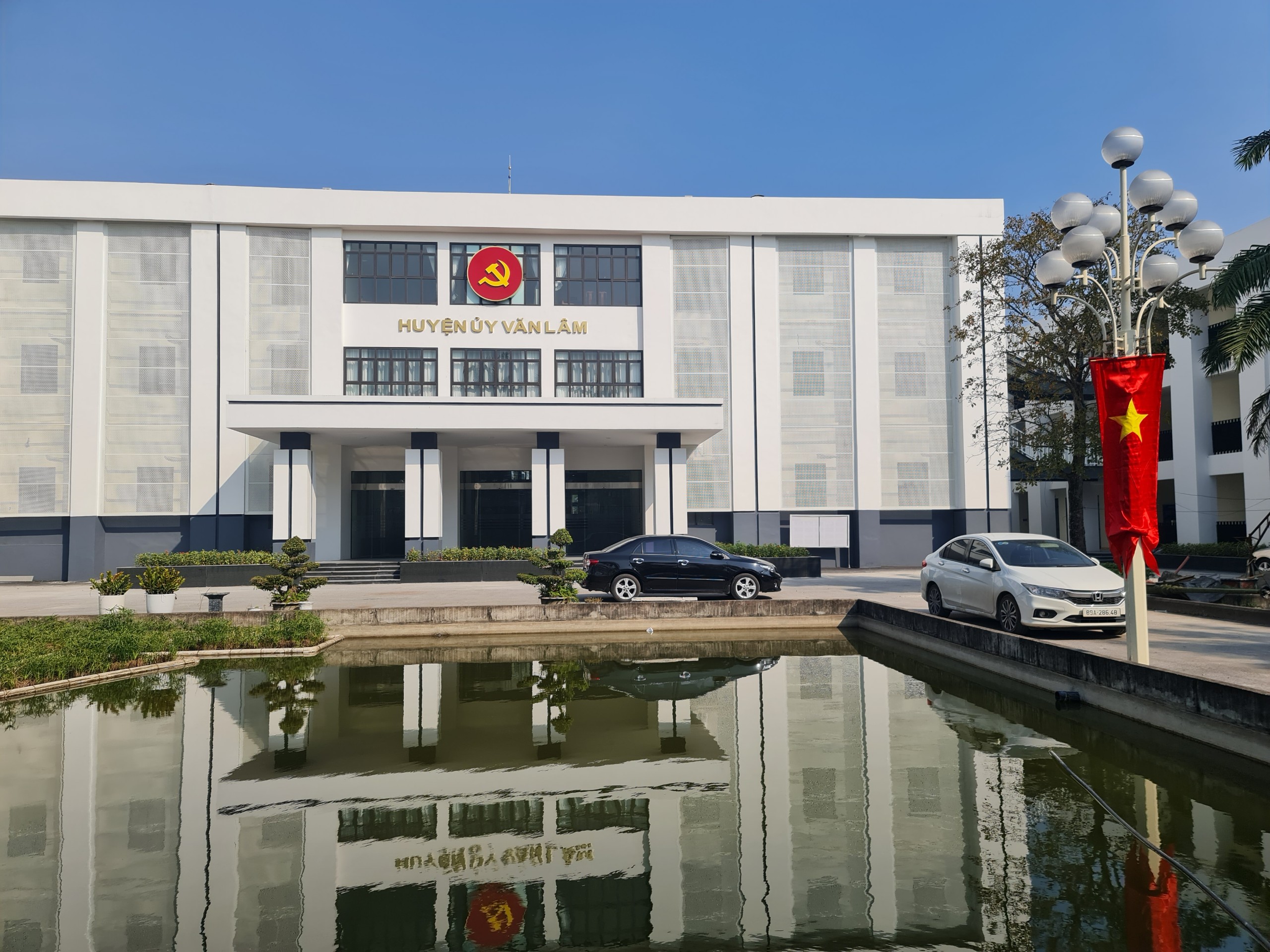 Cải tạo, sửa chữa trụ sở làm việc huyện ủy Văn Lâm